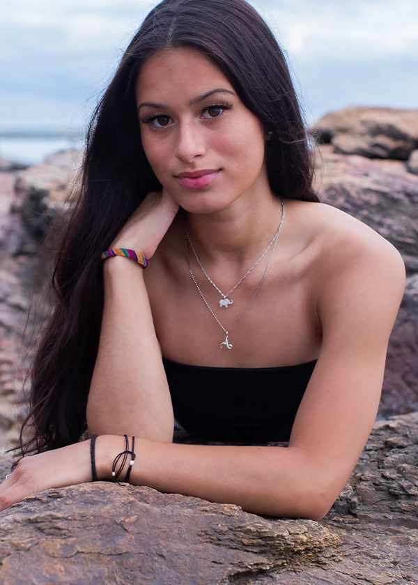 Siyah Baklava Desen Cepli Mont